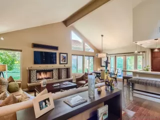 Photo #2: 230007724 Listing