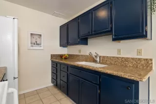 Photo #6: 230007726 Listing 