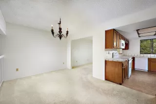 Photo #4: 230007736 Listing 
