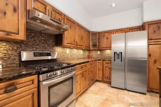 Photo #5: 230007743 Listing