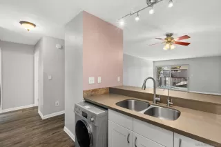 Photo #2: 230007749 Listing