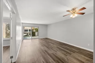 Photo #6: 230007749 Listing