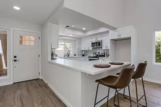 Photo #5: 230007781 Listing