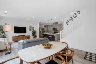 Photo #5: 230007788 Listing 