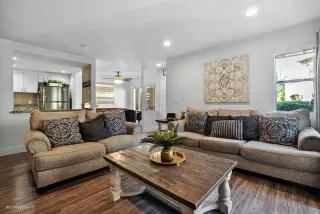 Photo #4: 230007790 Listing