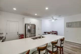 Photo #5: 230007834 Listing