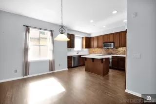 Photo #2: 230007847 Listing