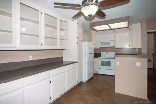 Photo #2: 230007862 Listing