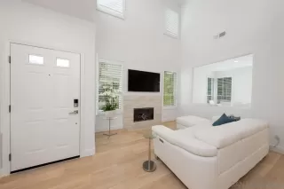 Photo #4: 230007875 Listing