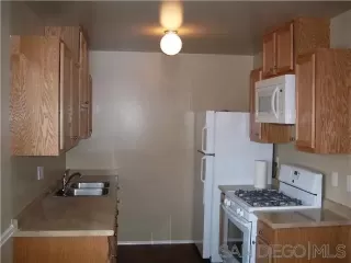 Photo #4: 230007908 Listing