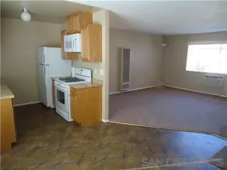 Photo #5: 230007908 Listing