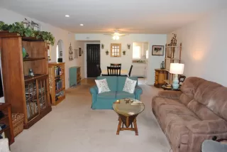 Photo #5: 230007925 Listing