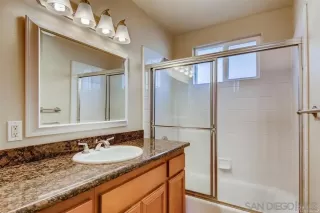 Photo #4: 230007933 Listing