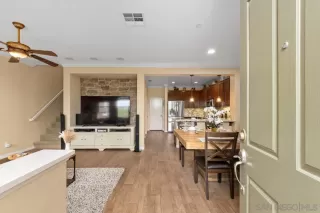 Photo #1: 230007942 Listing