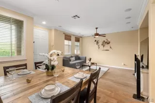 Photo #6: 230007942 Listing