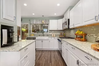 Photo #6: 230007975 Listing