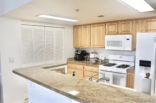 Photo #6: 230008029 Listing 