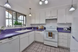 Photo #5: 230008100 Listing