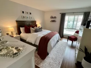 Photo #5: 230008106 Listing