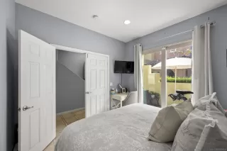 Photo #5: 230008118 Listing