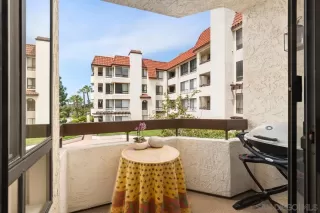 Photo #5: 230008136 Listing