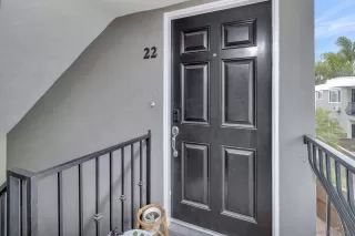 Photo #1: 230008139 Listing