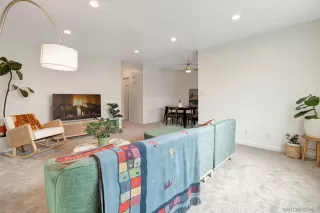 Photo #3: 230008139 Listing