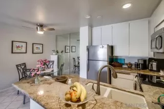 Photo #5: 230008147 Listing