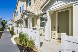 Photo #2: 230008151 Listing