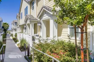 Photo #4: 230008151 Listing