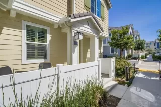 Photo #5: 230008151 Listing