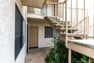 Photo #3: 230008170 Listing 