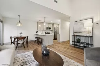 Photo #1: 230008214 Listing