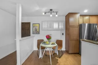 Photo #6: 230008260 Listing