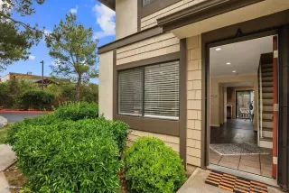 Photo #1: 230008326 Listing