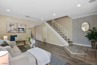 Photo #4: 230008326 Listing