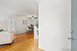 Photo #3: 230008327 Listing