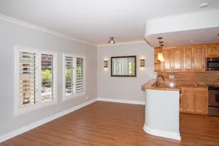 Photo #5: 230008346 Listing 