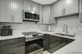 Photo #3: 230008376 Listing