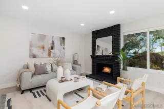 Photo #1: 230008381 Listing