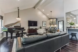 Photo #3: 230008427 Listing