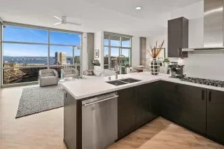 Photo #6: 230008436 Listing