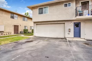 Photo #2: 230008442 Listing