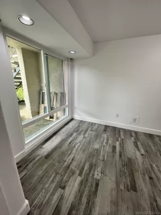 Photo #3: 230008455 Listing