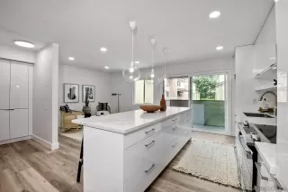 Photo #2: 230008475 Listing 