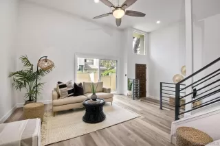 Photo #4: 230008475 Listing 