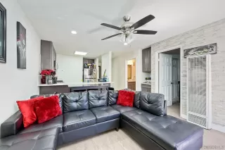 Photo #3: 230008495 Listing 