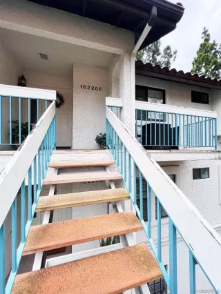 Photo #3: 230008497 Listing