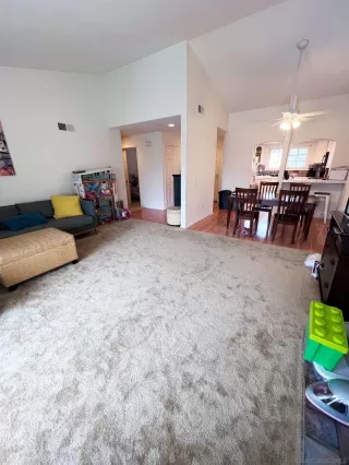 Photo #4: 230008497 Listing