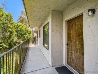 Photo #2: 230008530 Listing 